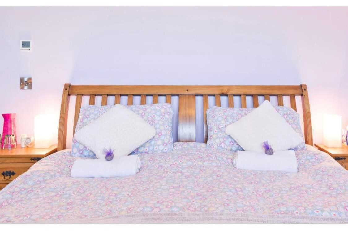 Modern Homestay 15 Minutes To Dublin Airport Ballyboughal Exterior photo